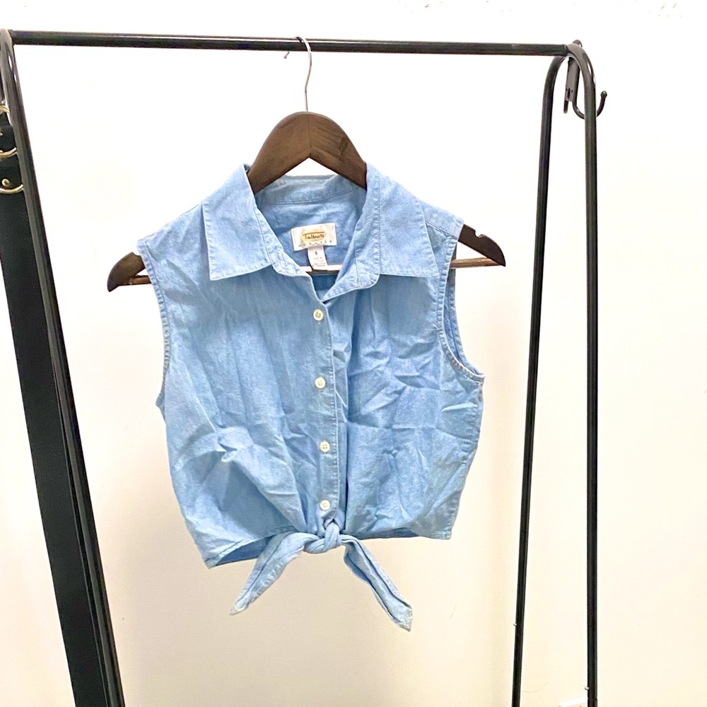 Blue Denim Collared Crop Top